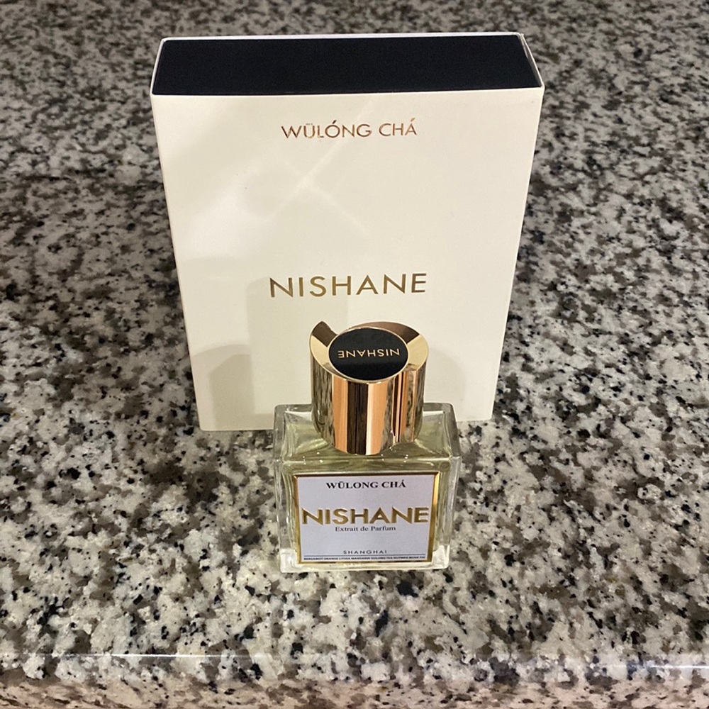 Nishane Wūlóng Chá
